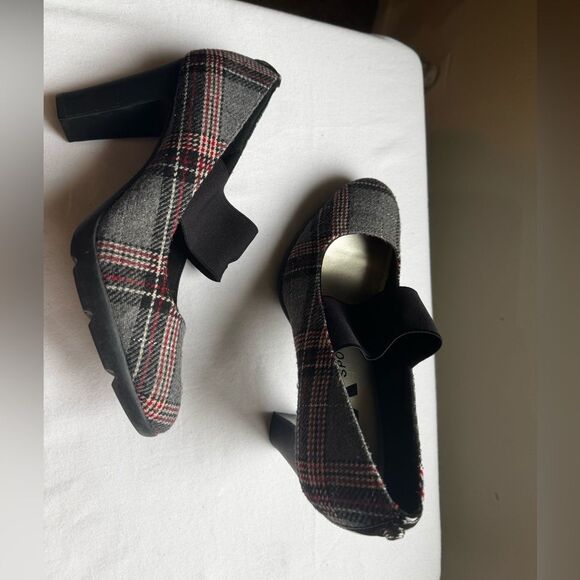 Anne Klein Shoes - Anne Klein Sport Mary Jane Plaid Heels, Block Heel Size 7